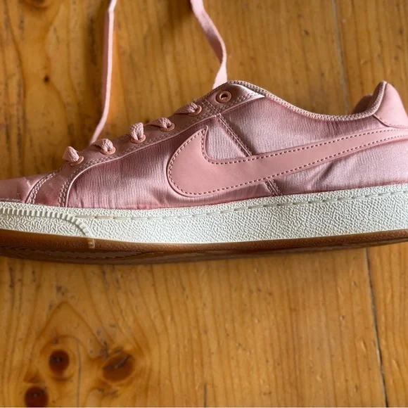 Nike Court Royale Women's Pink Satin Sneakers Rare Find! - Picture 4 of 10